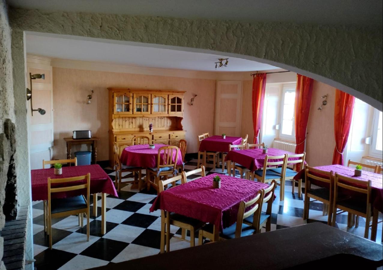 Hotel Les Remparts Nozeroy Zewnętrze zdjęcie