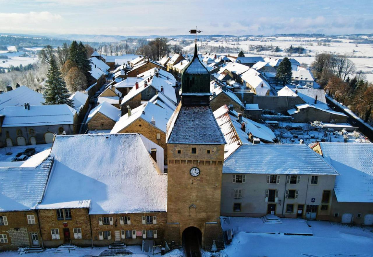 Hotel Les Remparts Nozeroy Zewnętrze zdjęcie